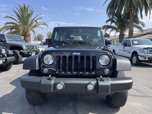 Used 2014 Jeep Wrangler Sport w/ Quick Order Package 24S AWD/4WD image 4