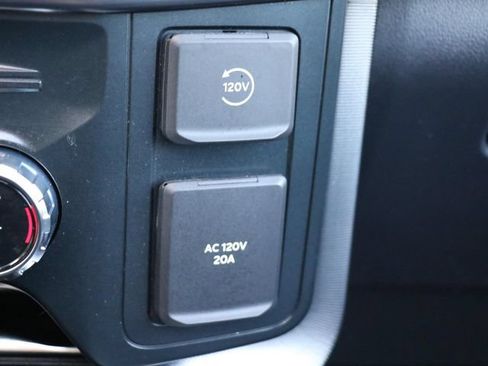 Used 2025 Ford F150 Platinum w/ Equipment Group 702A High AWD/4WD image 29