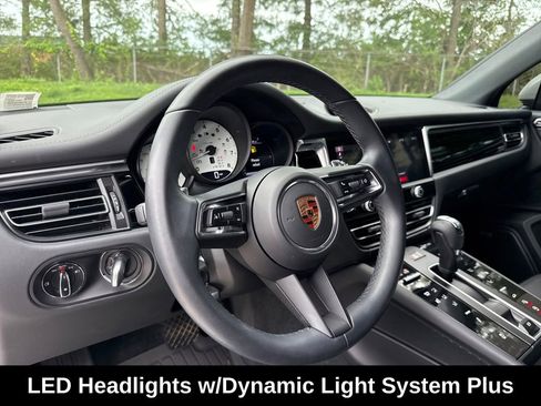 Used 2022 Porsche Macan S AWD/4WD image 14