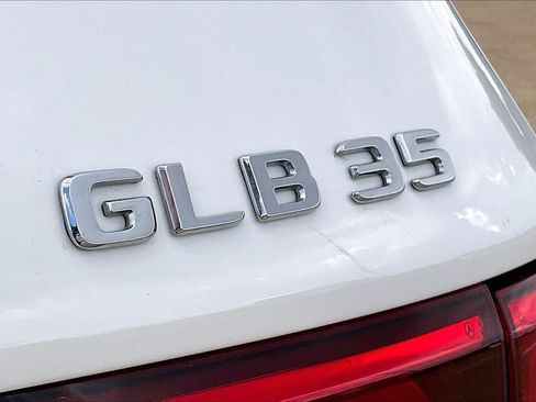 Used 2022 Mercedes-Benz GLB 35 AMG 4MATIC image 7