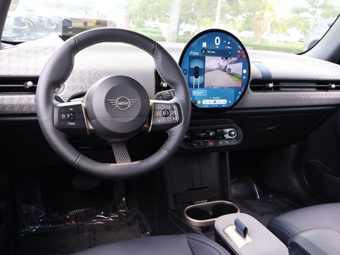 Used 2025 MINI Cooper S FWD image 16