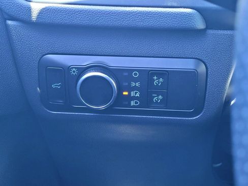 Used 2025 Ford Escape ST-Line w/ Tech Pack #1 FWD image 31