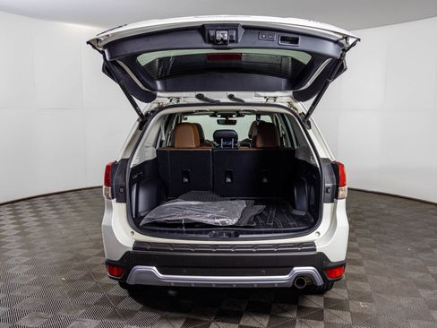 Used 2023 Subaru Forester Touring AWD/4WD image 45
