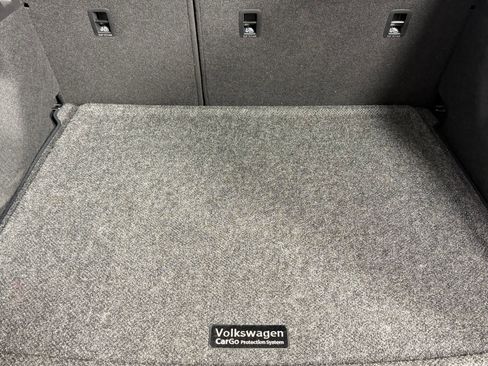 Used 2025 Volkswagen ID.4 Pro RWD image 19