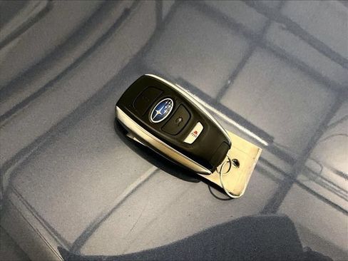 Used 2018 Subaru Outback 2.5i Limited AWD/4WD image 10