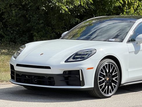 New 2026 Porsche Panamera 4 image 11