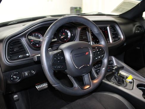 Used 2023 Dodge Challenger GT w/ Plus Package image 17