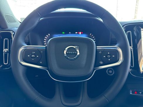 New 2026 Volvo XC40 B5 Plus w/ Climate Package image 23