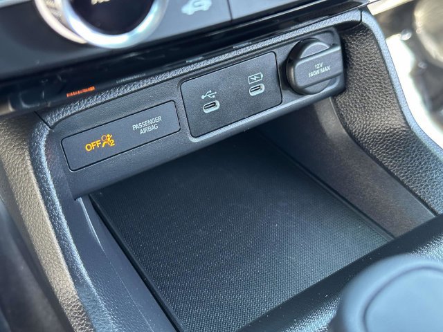 Used 2025 Honda Civic Sport image 6