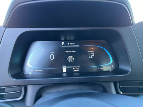 New 2025 Hyundai Elantra Sport image 32