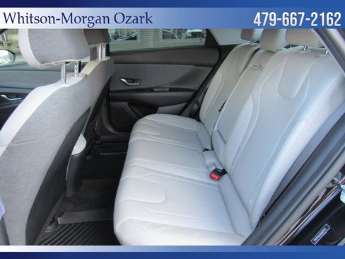 Used 2021 Hyundai Elantra Limited image 21