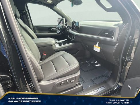 New 2026 Chevrolet Suburban Z71 w/ Comfort Package AWD/4WD image 31