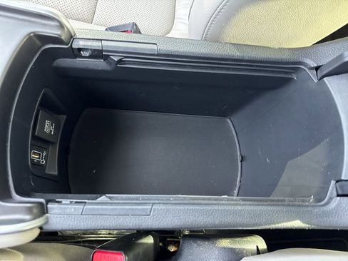 Used 2018 Honda Accord Touring image 22
