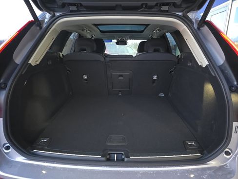 New 2026 Volvo XC60 B5 Plus w/ Climate Package image 24