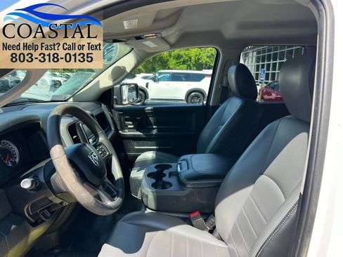 Used 2023 RAM 1500 Tradesman w/ Chrome Appearance Group RWD image 10