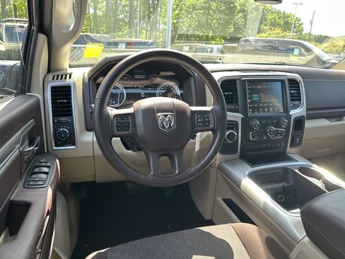 Used 2017 RAM 1500 Big Horn image 24