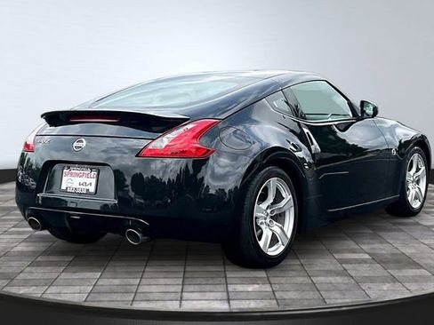 Used 2012 Nissan 370Z Coupe RWD image 6