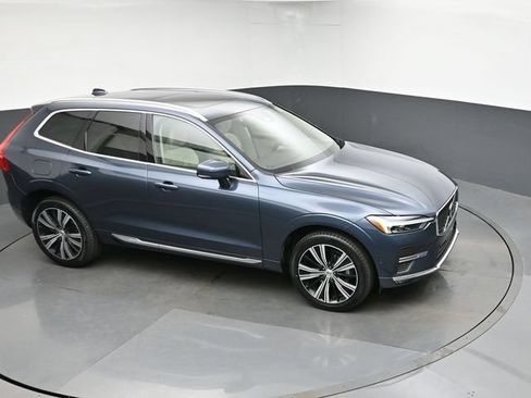 Used 2023 Volvo XC60 B5 Plus AWD/4WD image 40