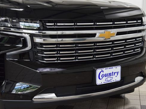 Used 2021 Chevrolet Tahoe Premier AWD/4WD image 13