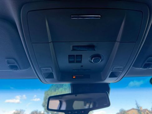 Used 2016 Chevrolet Suburban LTZ image 30