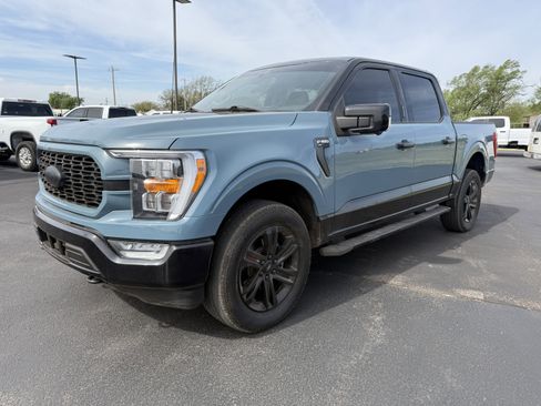 Used 2023 Ford F150 XLT image 1