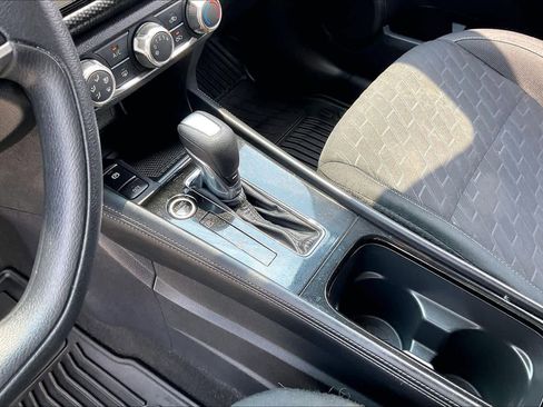 Used 2023 Nissan Kicks SV FWD image 16