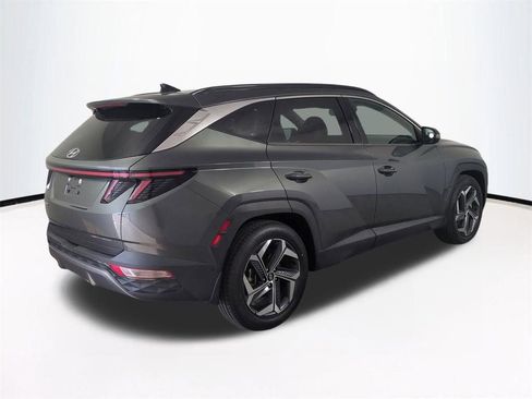 Certified 2022 Hyundai Tucson Limited w/ Cargo Package FWD image 5