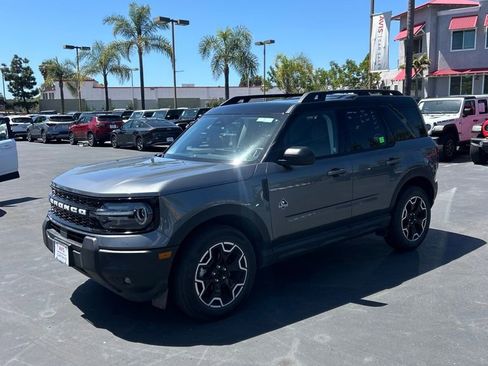 Used 2025 Ford Bronco Sport Outer Banks image 1