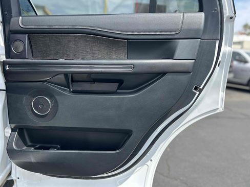 Used 2020 Ford Expedition XL image 25