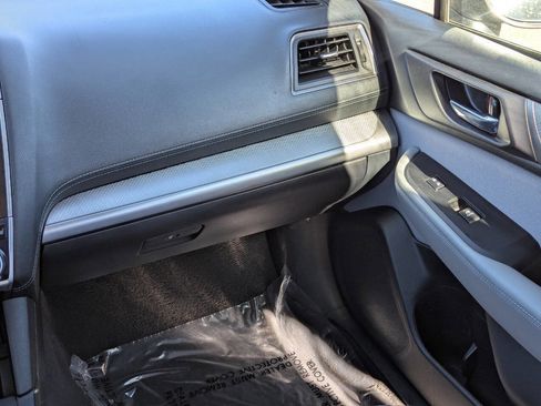 Used 2019 Subaru Outback 2.5i Premium image 19