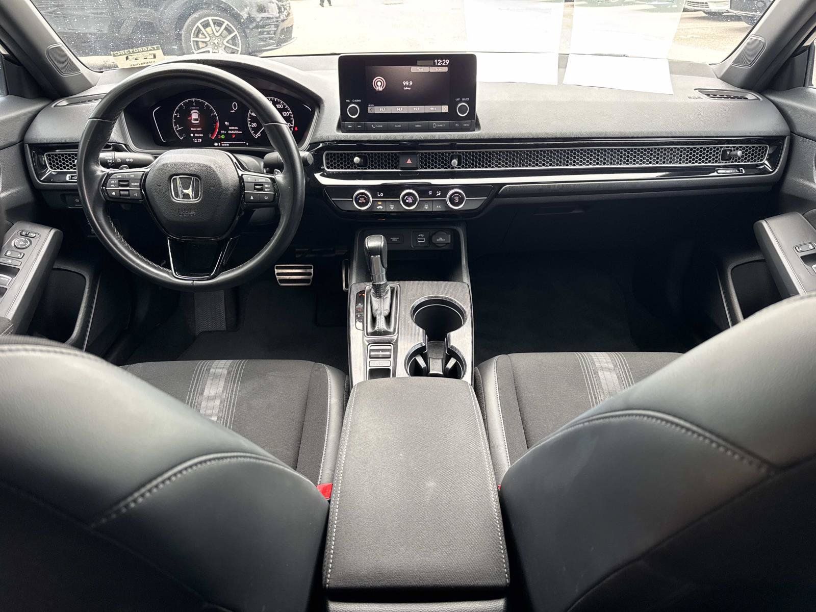 Used 2022 Honda Civic Sport image 14