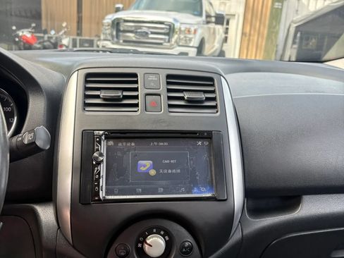 Used 2014 Nissan Versa Note SV FWD image 34