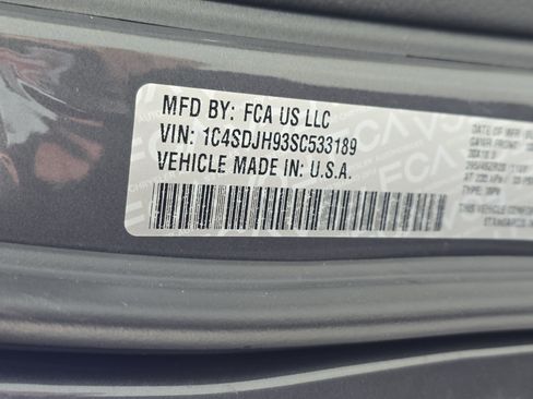 Used 2025 Dodge Durango SRT Hellcat w/ Black Package image 37