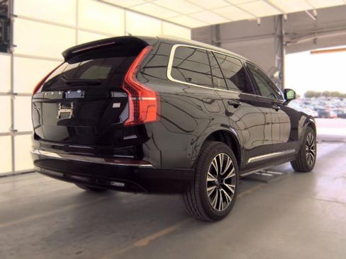 Used 2023 Volvo XC90 T8 Plus AWD/4WD image 2