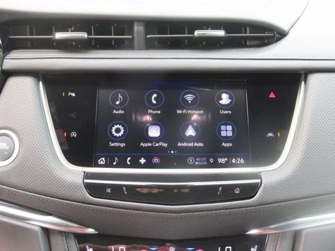 New 2025 Cadillac XT6 Luxury image 21