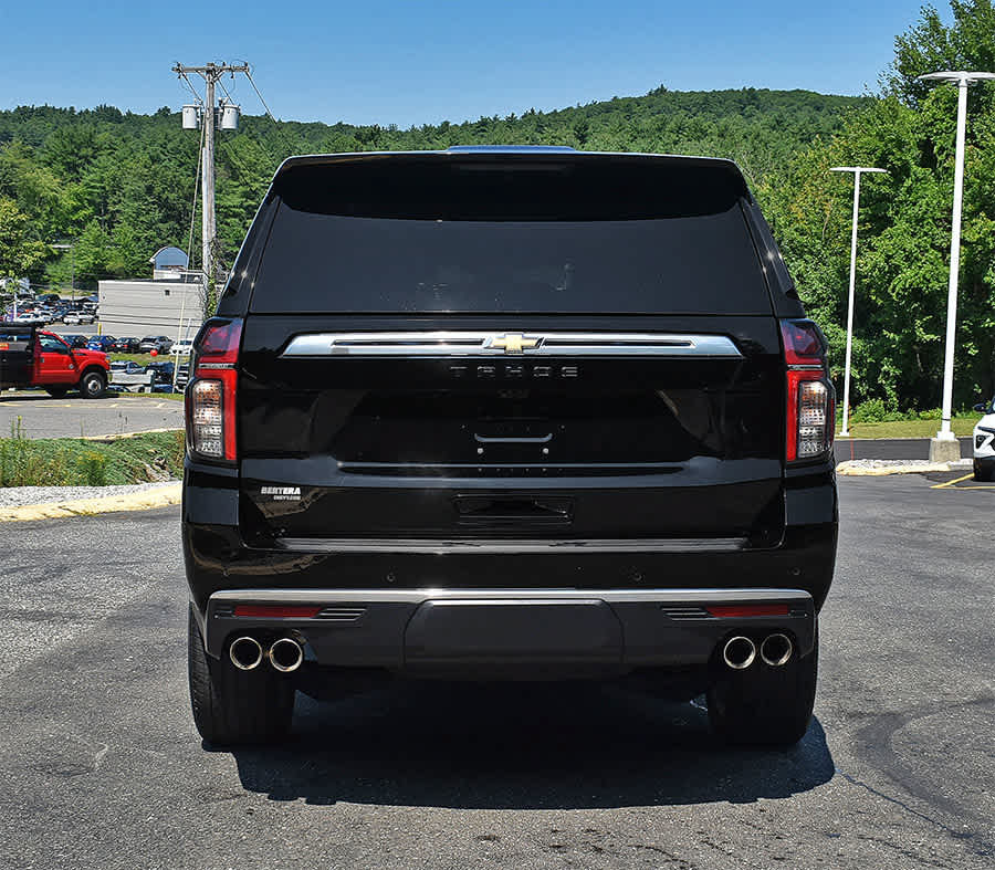 Used 2023 Chevrolet Tahoe High Country w/ Premium Package 2 AWD/4WD image 7