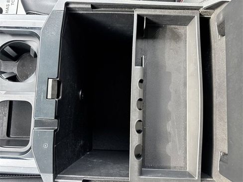 Used 2023 Ford F250 Lariat w/ Black Appearance Package image 42