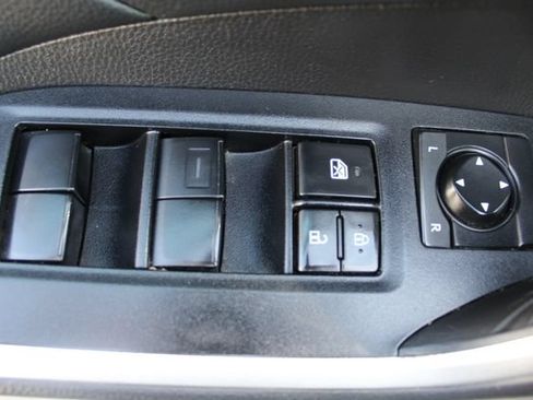 Used 2021 Toyota RAV4 LE w/ Carpet Mat Package (TMS) FWD image 43