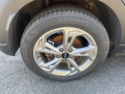 Certified 2023 Hyundai Kona SEL AWD/4WD image 33
