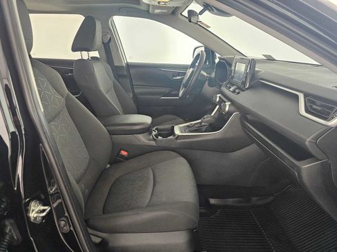 Used 2020 Toyota RAV4 XLE w/ Convenience Package AWD/4WD image 10