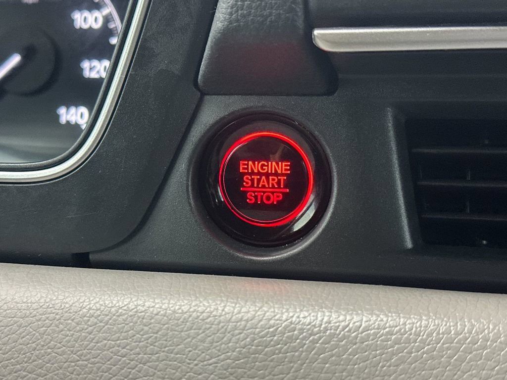 Used 2023 Honda Pilot LX image 21