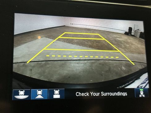 Used 2017 Honda CR-V Touring image 16