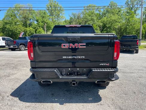 Used 2019 GMC Sierra 1500 AT4 w/ AT4 Premium Package AWD/4WD image 6
