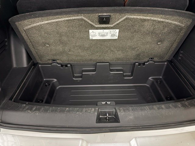 Used 2018 Chevrolet Traverse High Country AWD/4WD image 11