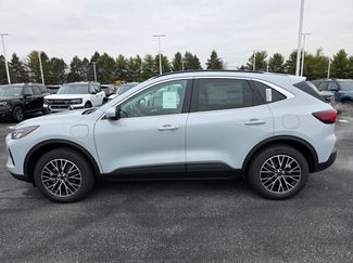 New 2026 Ford Escape SE w/ Class II Trailer Tow Package video 2