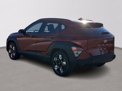 Used 2025 Hyundai Kona SEL image 4