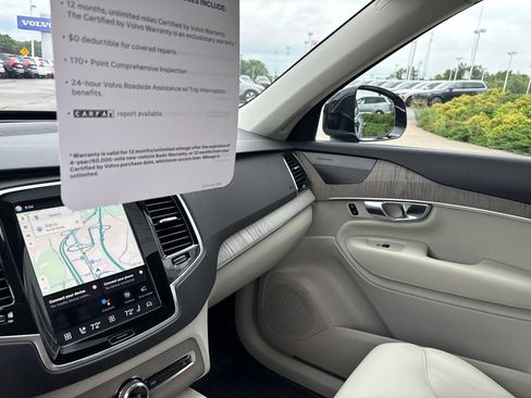 Certified 2025 Volvo XC90 T8 Plus w/ Protection Package Premier AWD/4WD image 28