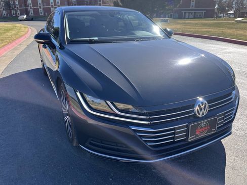 Used 2019 Volkswagen Arteon SE image 1