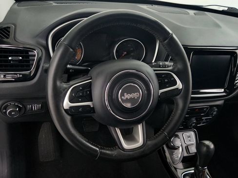 Used 2019 Jeep Compass Limited AWD/4WD image 18