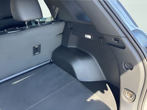 Used 2025 Chevrolet Equinox ACTIV w/ Safety and Technology Package AWD/4WD image 10